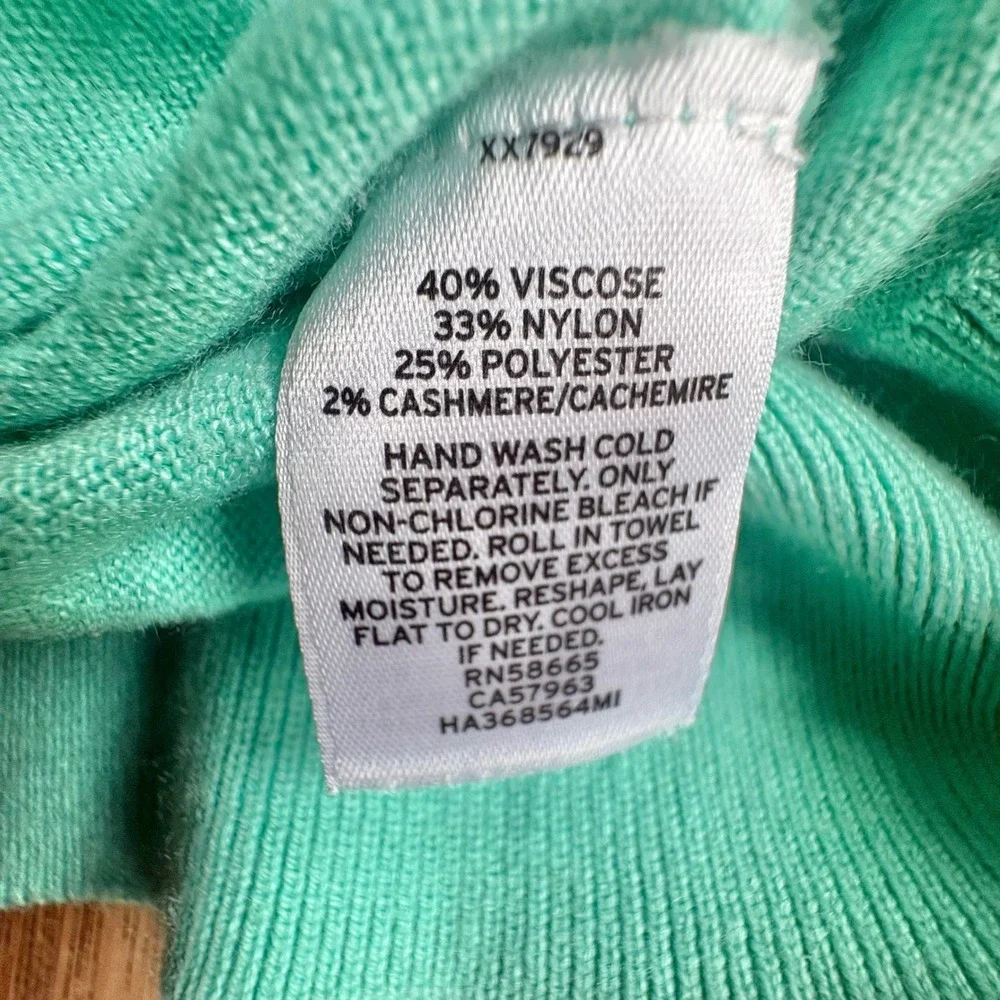 $120 HALOGEN Mint Green Crewneck Sweater LARGE Viscose Cashmere‎ Blend Coquette